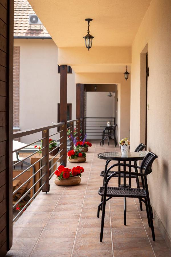 Végvár Spa Apartman Gyula Kültér fotó