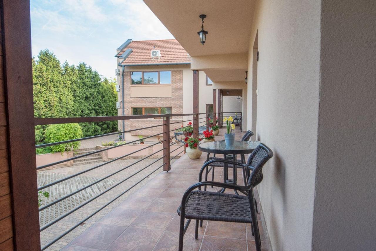 Végvár Spa Apartman Gyula Kültér fotó